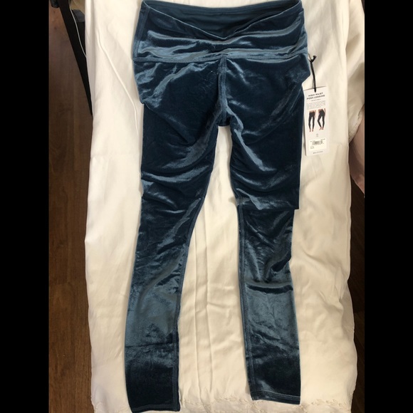 ALO Yoga Other - Alo legging